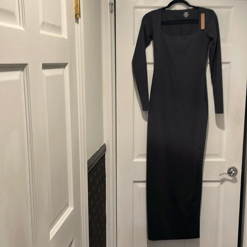 Skims Long Sleeve BNWT Long Slip Dress size L.
